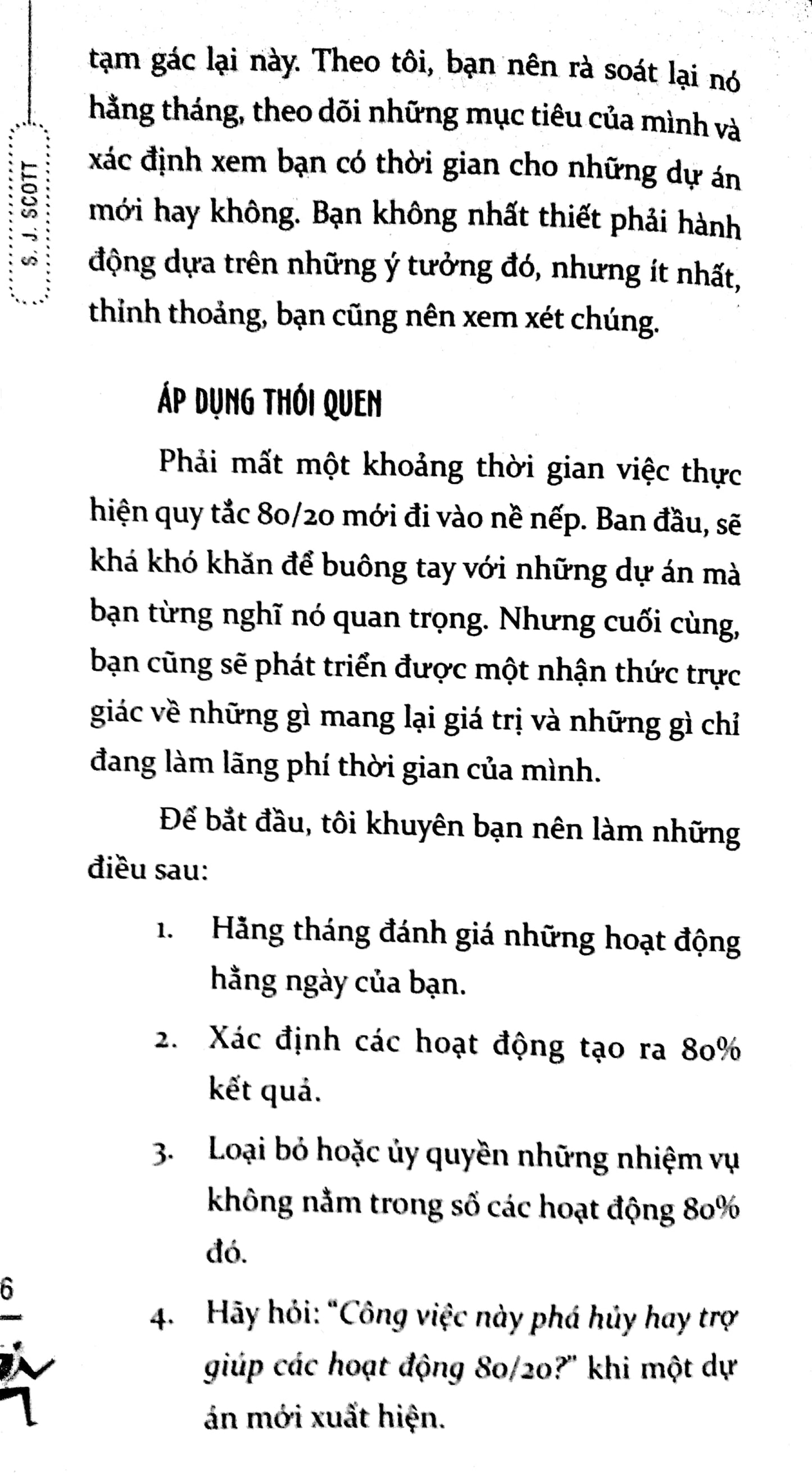 Ngay Bây Giờ Hoặc Không Bao Giờ không chỉ là một hướng dẫn để vượt qua sự trì hoãn mà còn là một kim chỉ nam giúp bạn thực sự hành động để đạt được mục tiêu