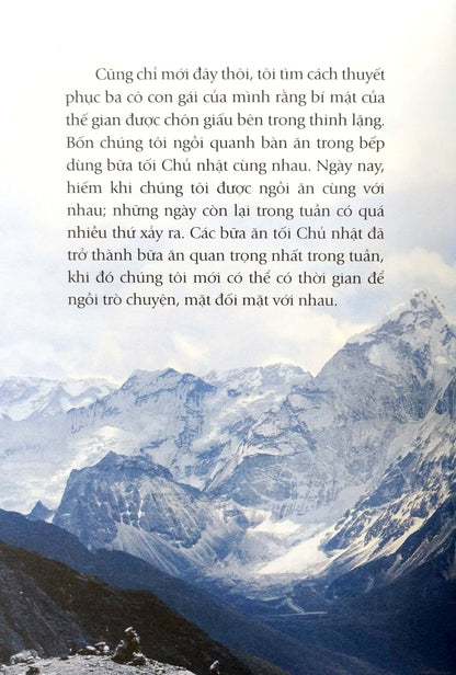 Ta dại ta tìm nơi vắng vẻ với hình ảnh đẹp mắt từ những nơi tác giả từng đặt chân đến: dãy núi tuyết, vùng cực giá lạnh, hay dải quang phổ bắc cực quang kỳ diệu